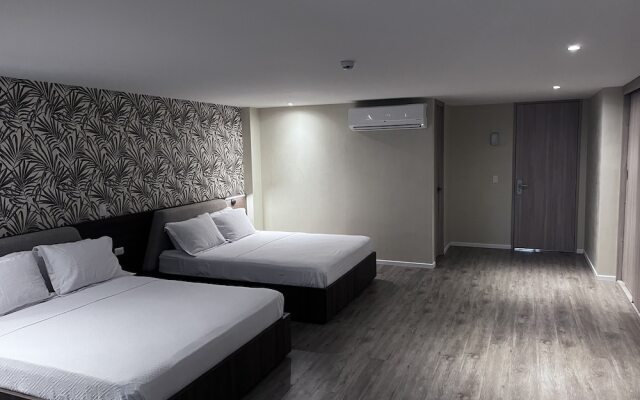 Eslait Hotel & Apartamentos