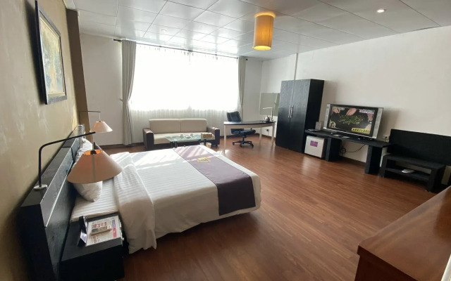 Ocean Hotel 2