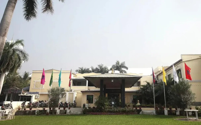 Capital O 699 Hotel Sneha