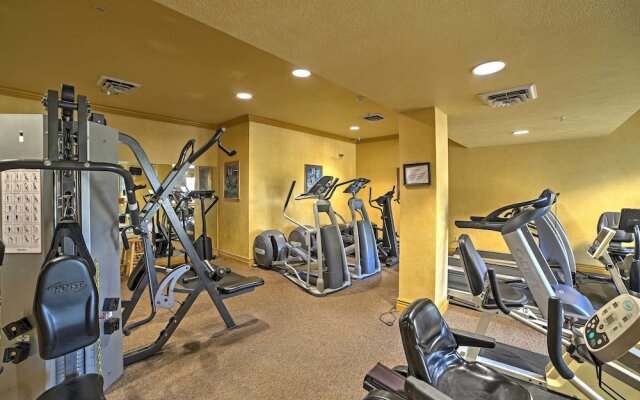 5 Mi to Strip! Pointe Royale Condo w/ Indoor Pool