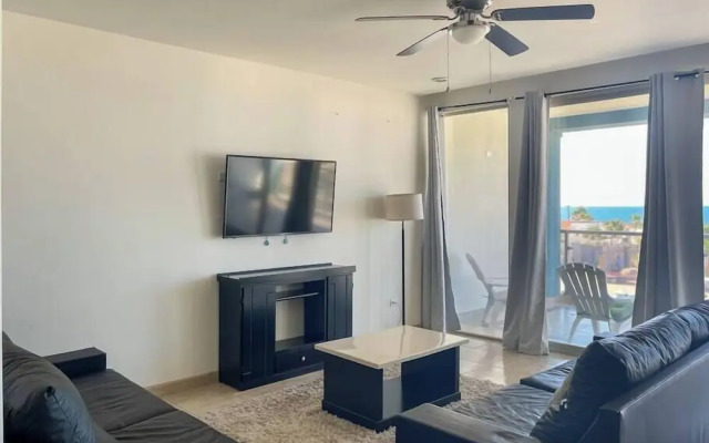 Amazing Location Close to it all Great Price