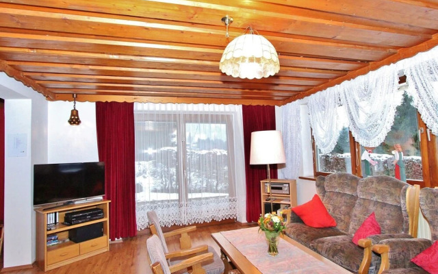 Tranquil Holiday Home in Fieberbrunn Tyrol With Garden