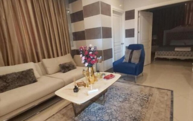 Amazing Kleopatra 200m Beach and 500m City Center