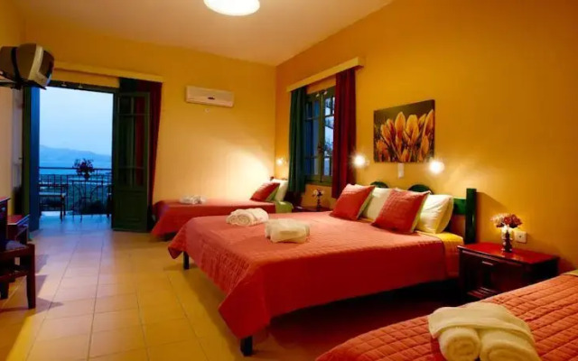 Kaliviani Traditional Hotel