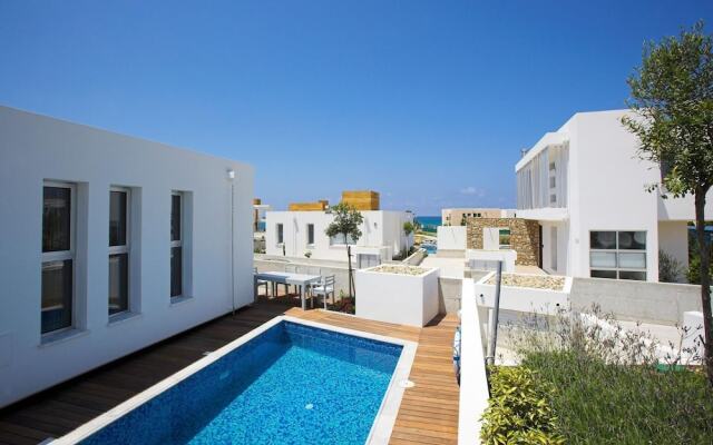 Paradise Cove Luxurious Beach Villas Marine 1 Bedroom Villa