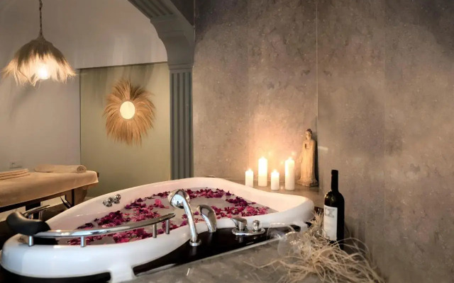 Liman Hotel Gumusluk- Adult Only