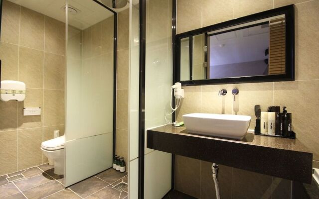 MU Plus Hotel in Yeonsan-dong Busan