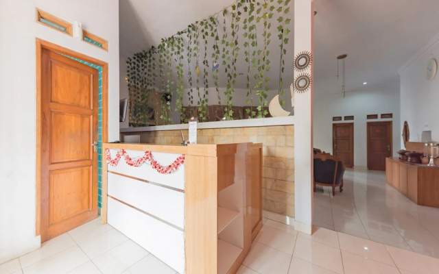 The Arsy Syariah Guest House – Guest Rooms – Tasikmalaya