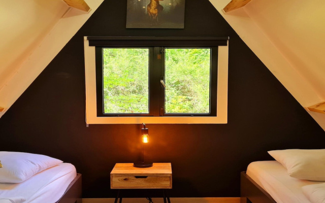Stylish Chalet Haven Near Durbuy