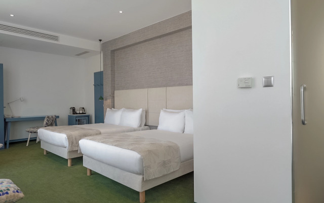 Metropol Hotel