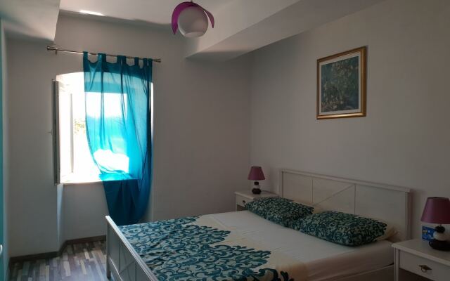Authentic Villa With Terrace- Complete Privacy