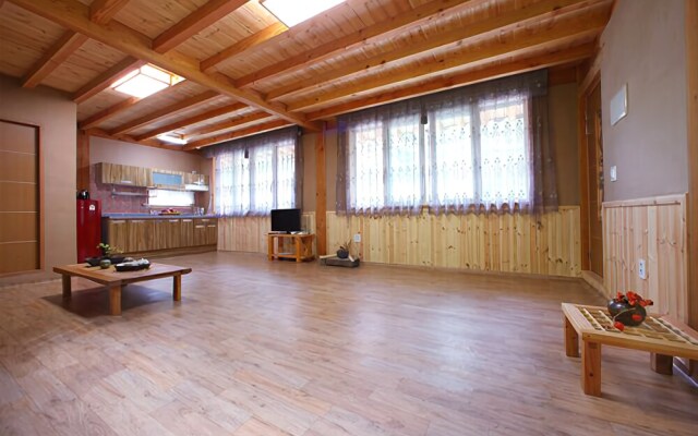 Pyeongchang Gold Hanok Pension