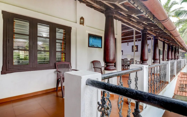 Shirleys Beach Hotel