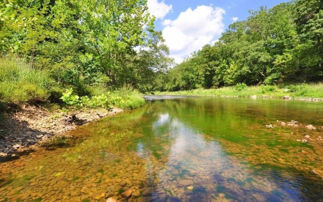 Trails End River Retreat - Riverside
