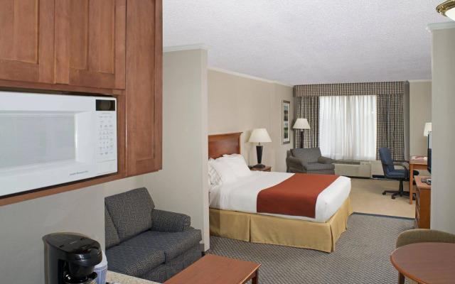 Holiday Inn Express & Suites East Greenbush (Albany-Skyline) by IHG