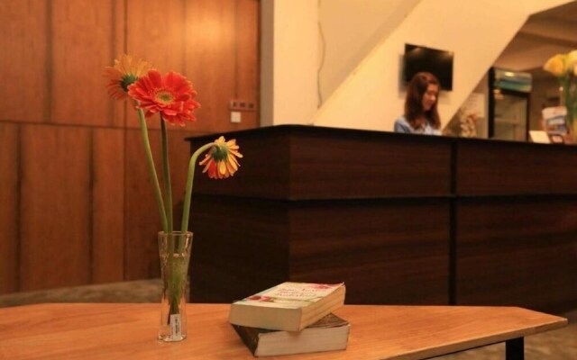 Amico Del Myanmar - Hostel