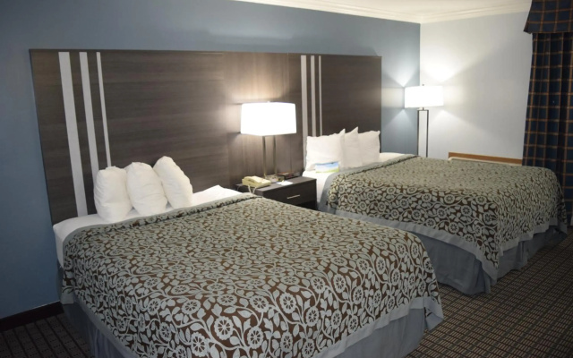 Days Inn by Wyndham Rock Falls