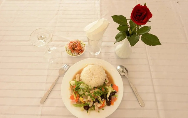 Min Nandar Garden Hotel