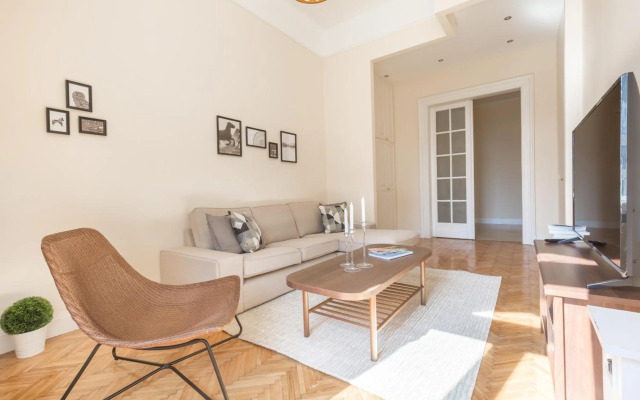 City Center Dream Home 2BR/2Bath