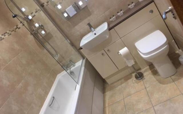 Llys y Barnwr - Judge's Court