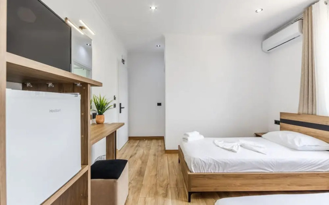 Bliss Double Room in Gjirokast r