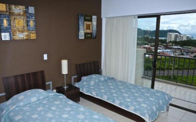 Lujoso Condominio 8vo Piso, Jaco Bay