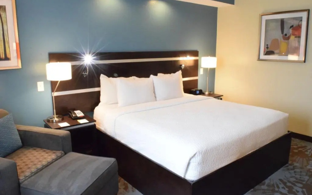 Fairfield Inn & Suites Houston-North Spring