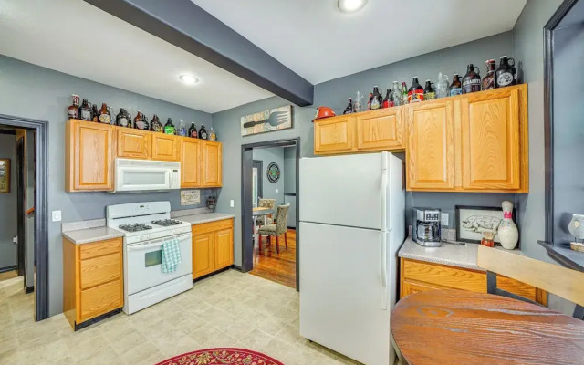 13 Mi to Skiing: Downtown Wallace Home w/ Deck