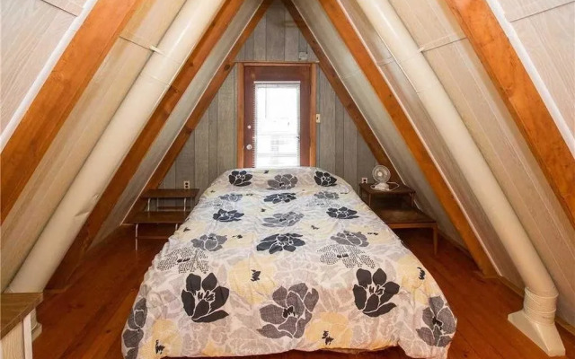 Sea Loft by RedAwning
