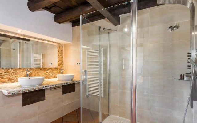 Masia Can Canyes & Spa