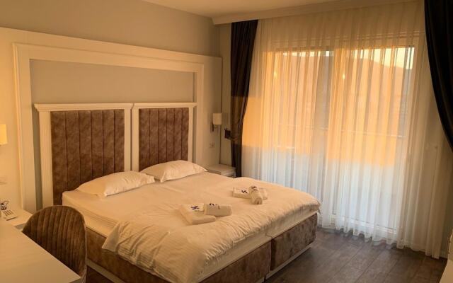 Sky Hotel