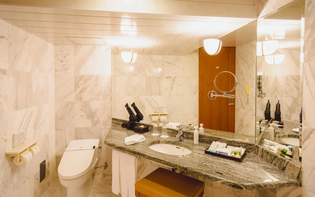 Oriental Hotel Okinawa Resort & Spa