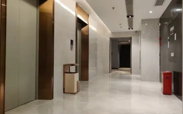 Qingyuan Junlong Hotel (Fortune Building)