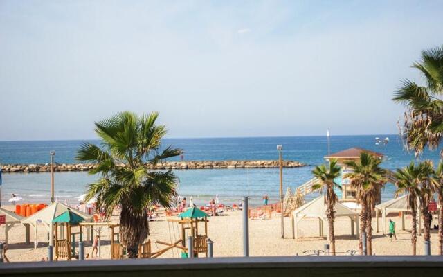 Golden Beach Hotel Tel Aviv