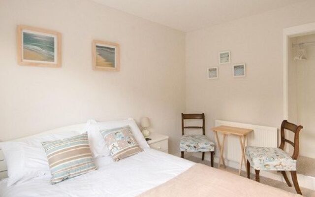The Cove Guest House