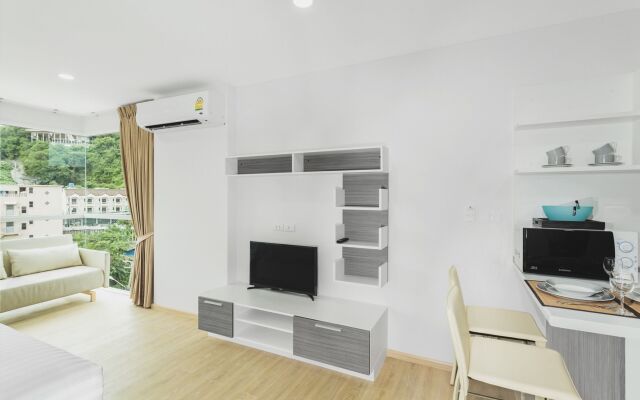 Condo in Kata in Ozone - Unit A708