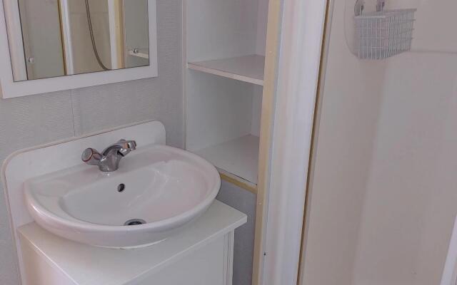 Inviting holiday home in Appelscha with garden