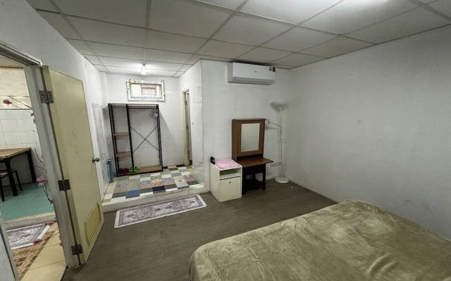 Sukhum Sukhumvit-Onnut Guest House