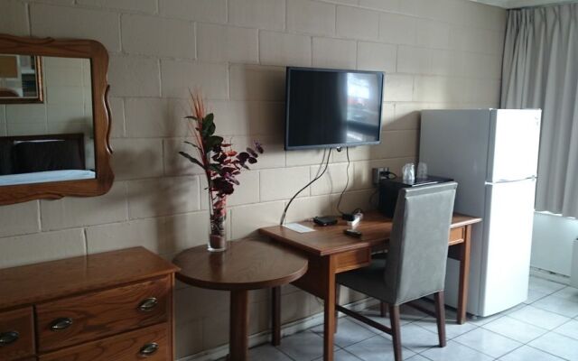 Richmond Plaza Motel