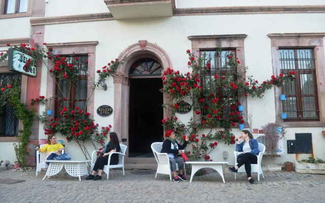 Eden Selene Hotel