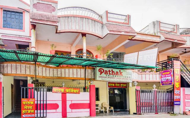 OYO 69787 Pathak Guest House