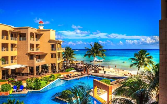 El Faro Oceanfront Apartments