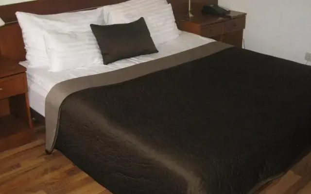 Schwarz Wienerwald Appartements