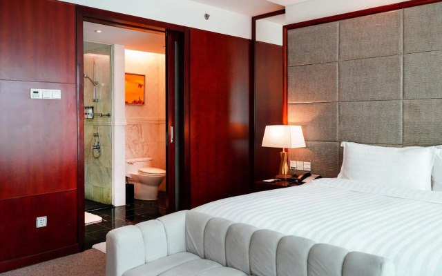 Pullman Shanghai Central-in XinTianDi & Yu Garden Area