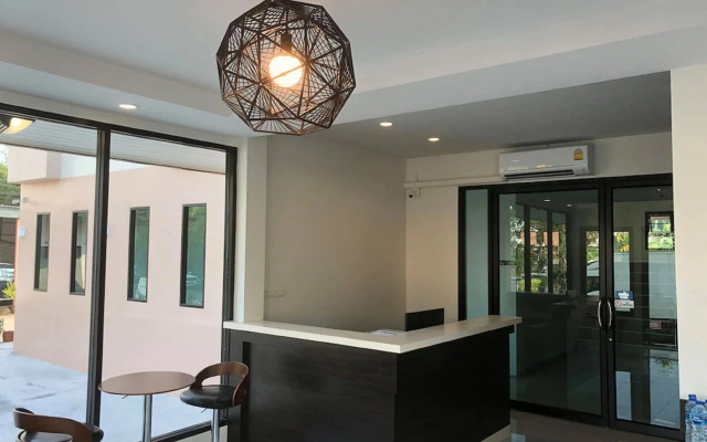 The Hub Suratthani Hotel