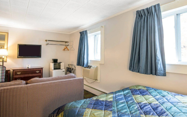 Royal Inn Claremont
