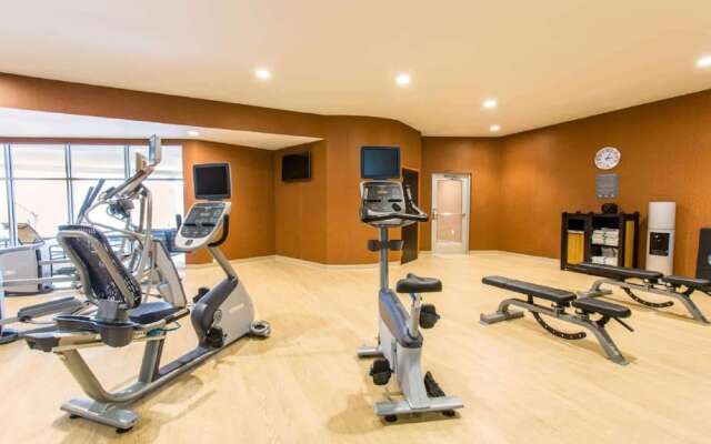 Cambria Suites Avon - Cleveland