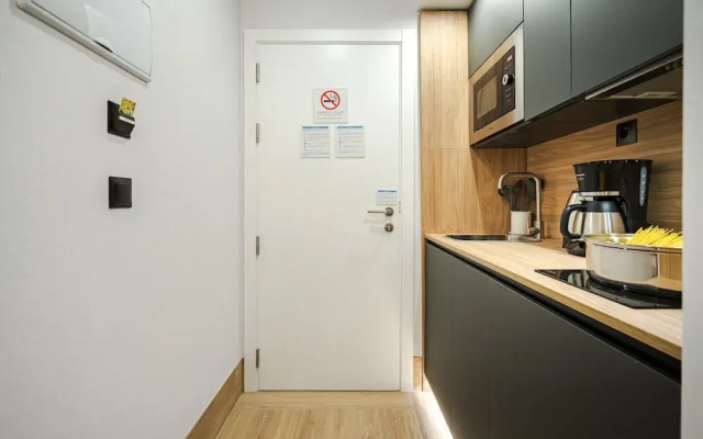 Feelathome Ventas Suites