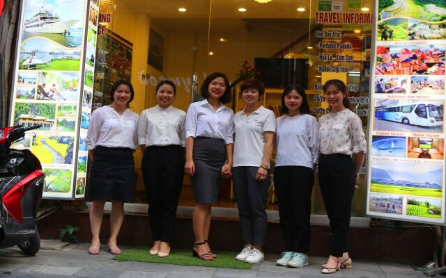 Madam Moon Hotel