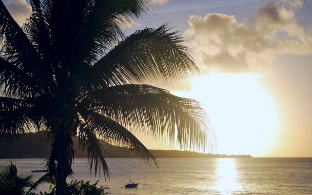 Grand Anse Beach Palace